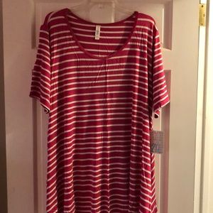 Lularoe Perfect T
